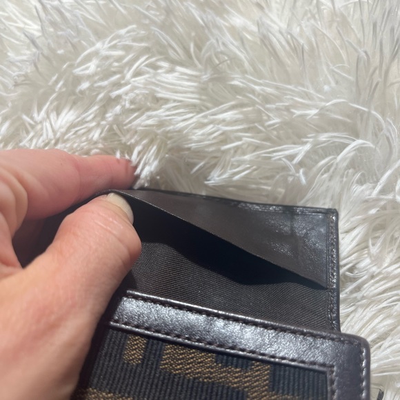 Fendi Zucca monogram Key Case - Picture 10 of 13